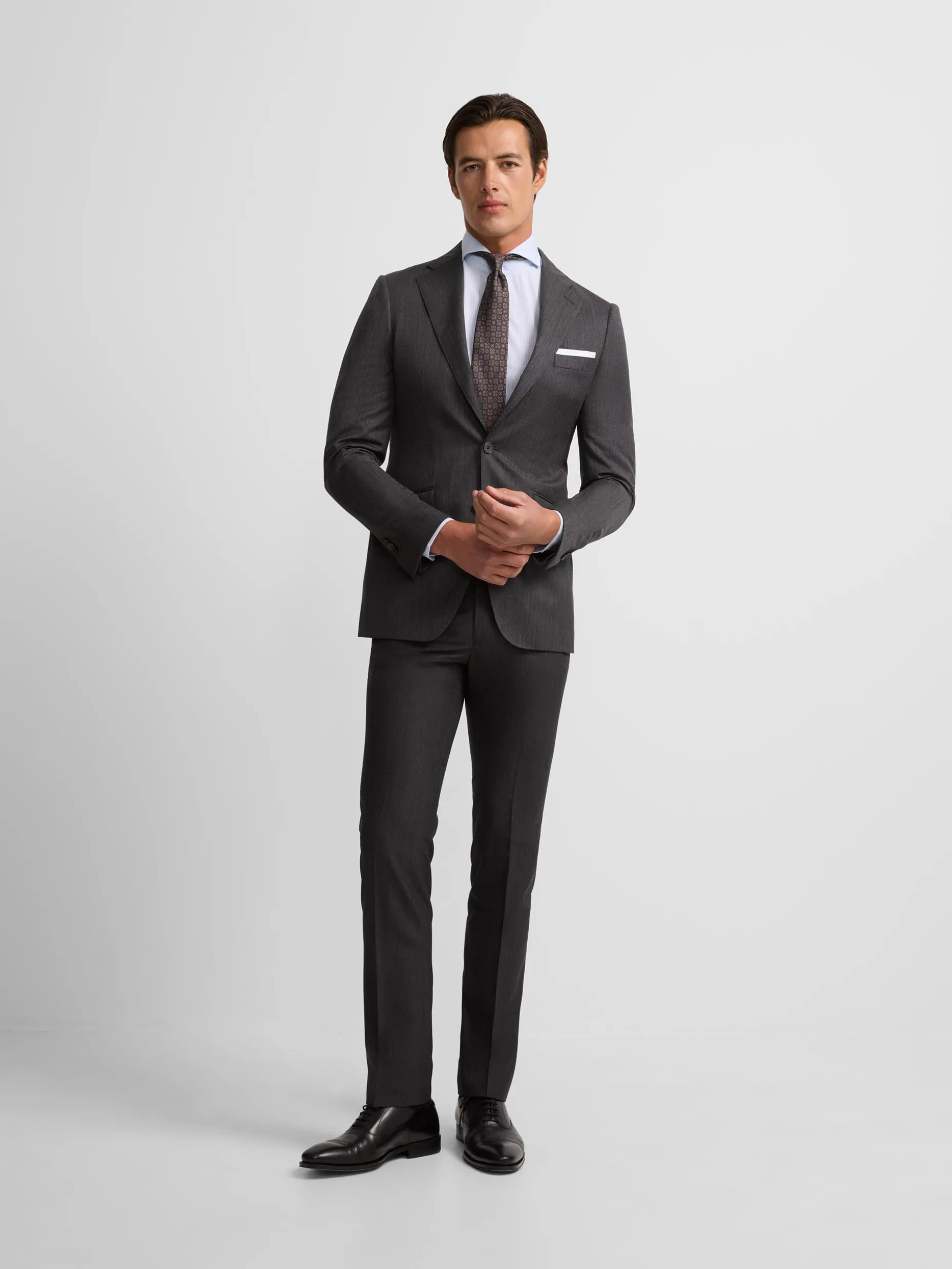 Americana traje clasico espiga gris