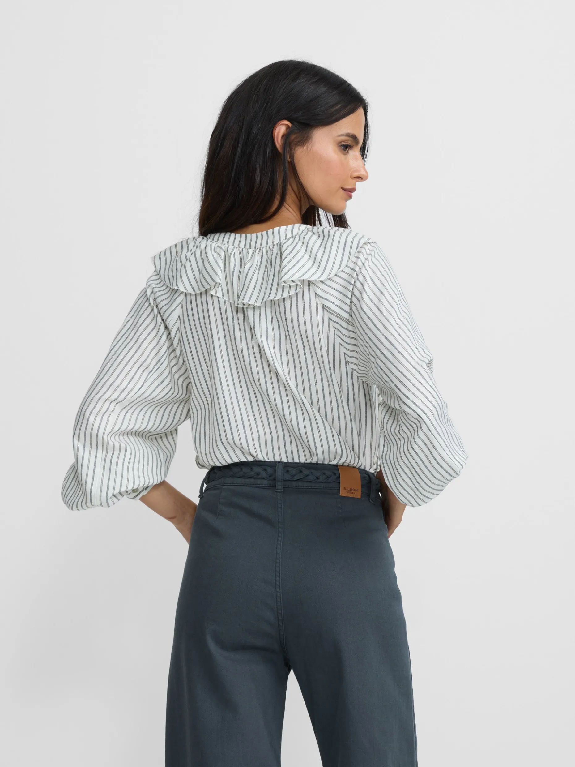 Blusa chorreras rayas blanca