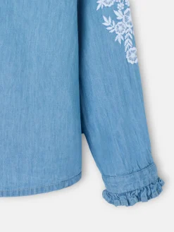 Blusa girl denim bordado flores blancas