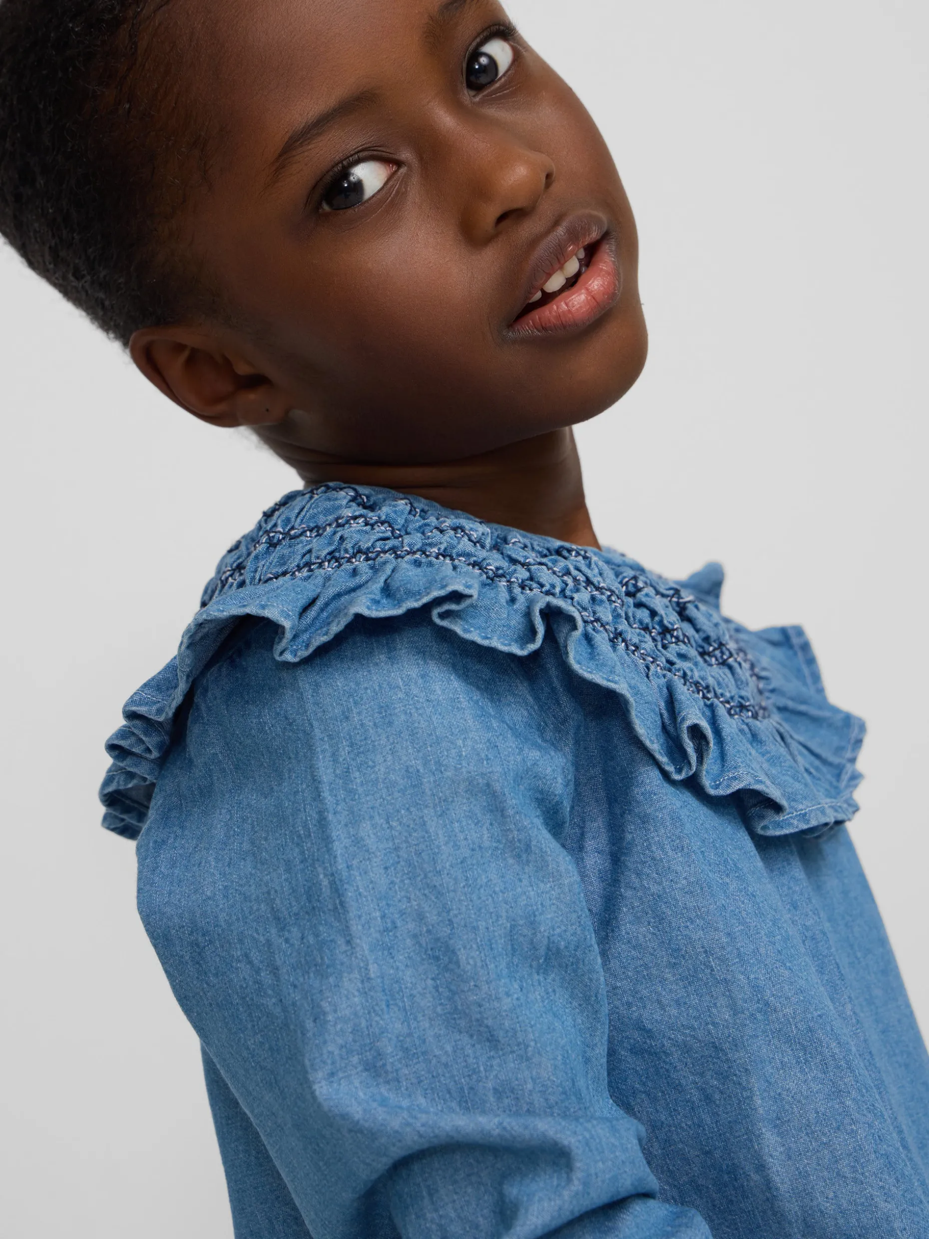 Blusa girl detalle puño denim