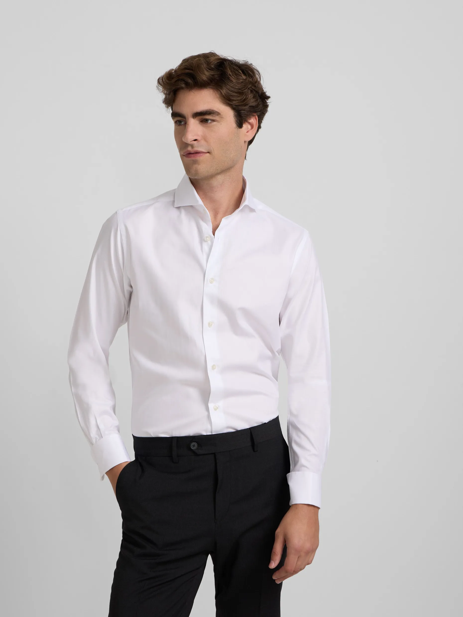 Camisa vestir espiga blanca puño doble