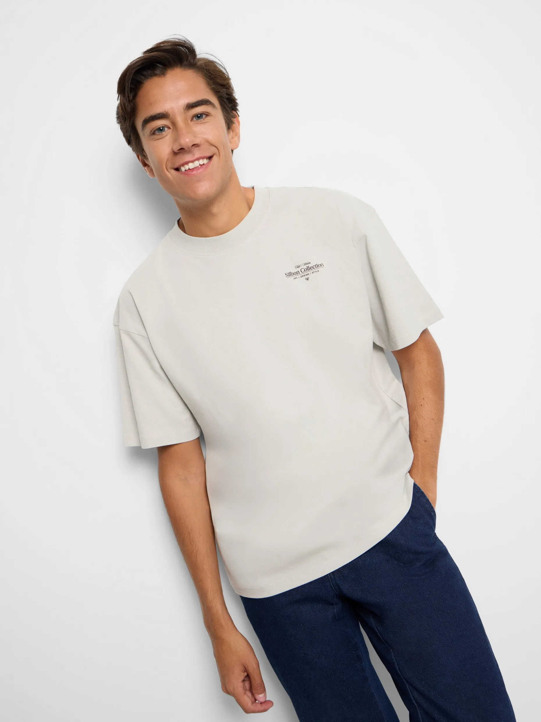 Camiseta relaxed fit collection gris