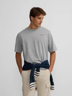 Camiseta special fit tennis society gris