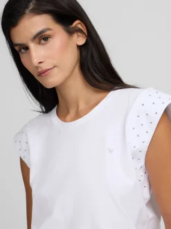 Camiseta woman hombrera tachas blanca