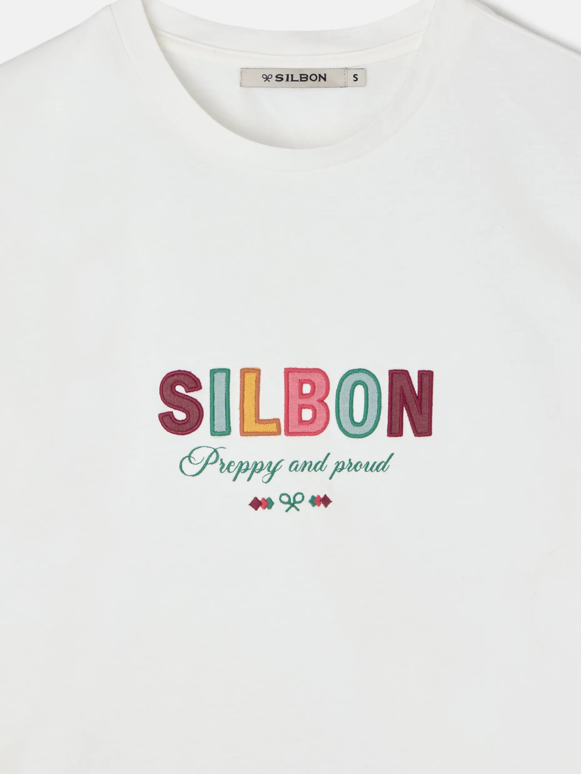 Camiseta woman letras silbon blanca