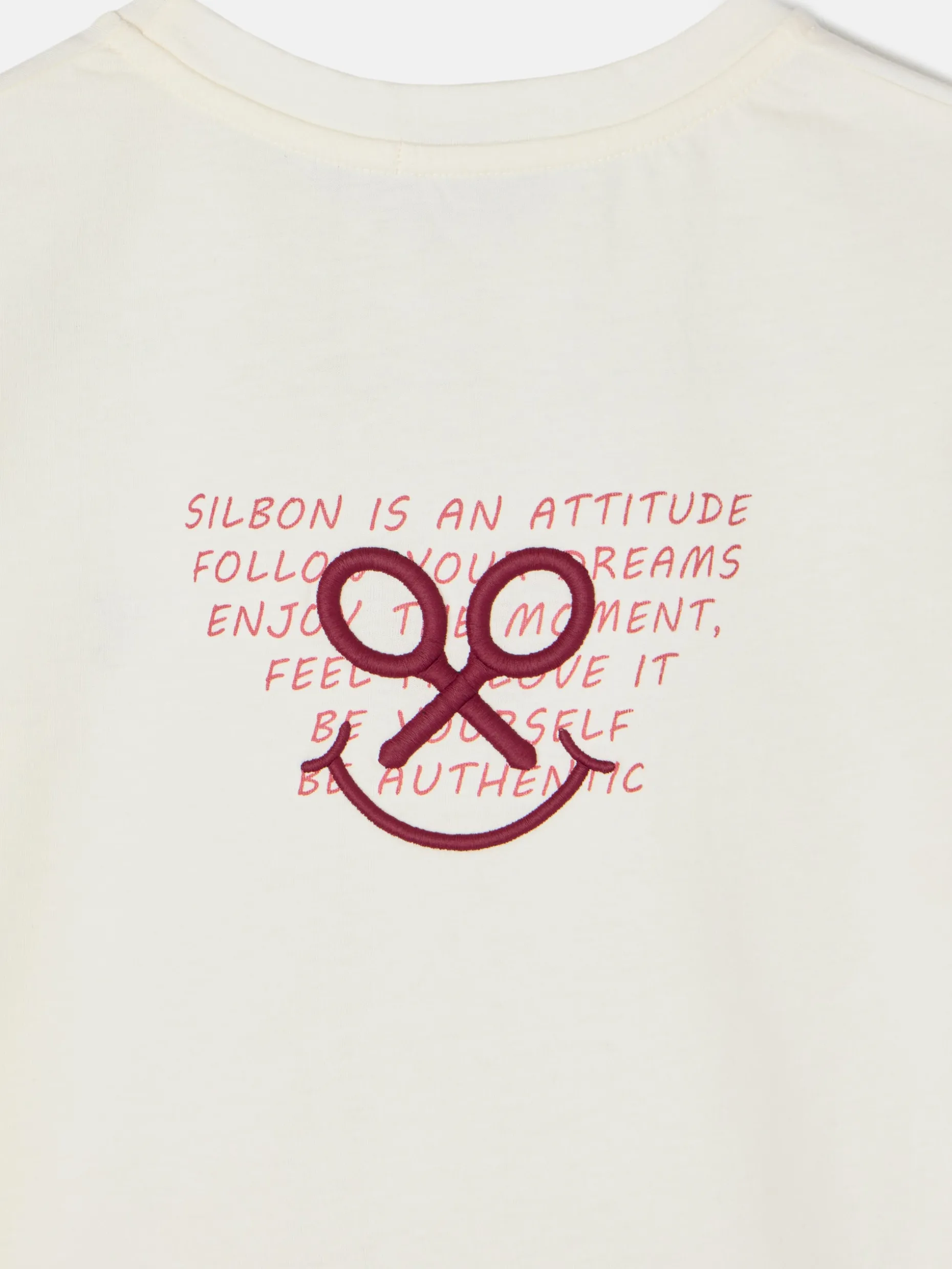 Camiseta woman letras smile blanca