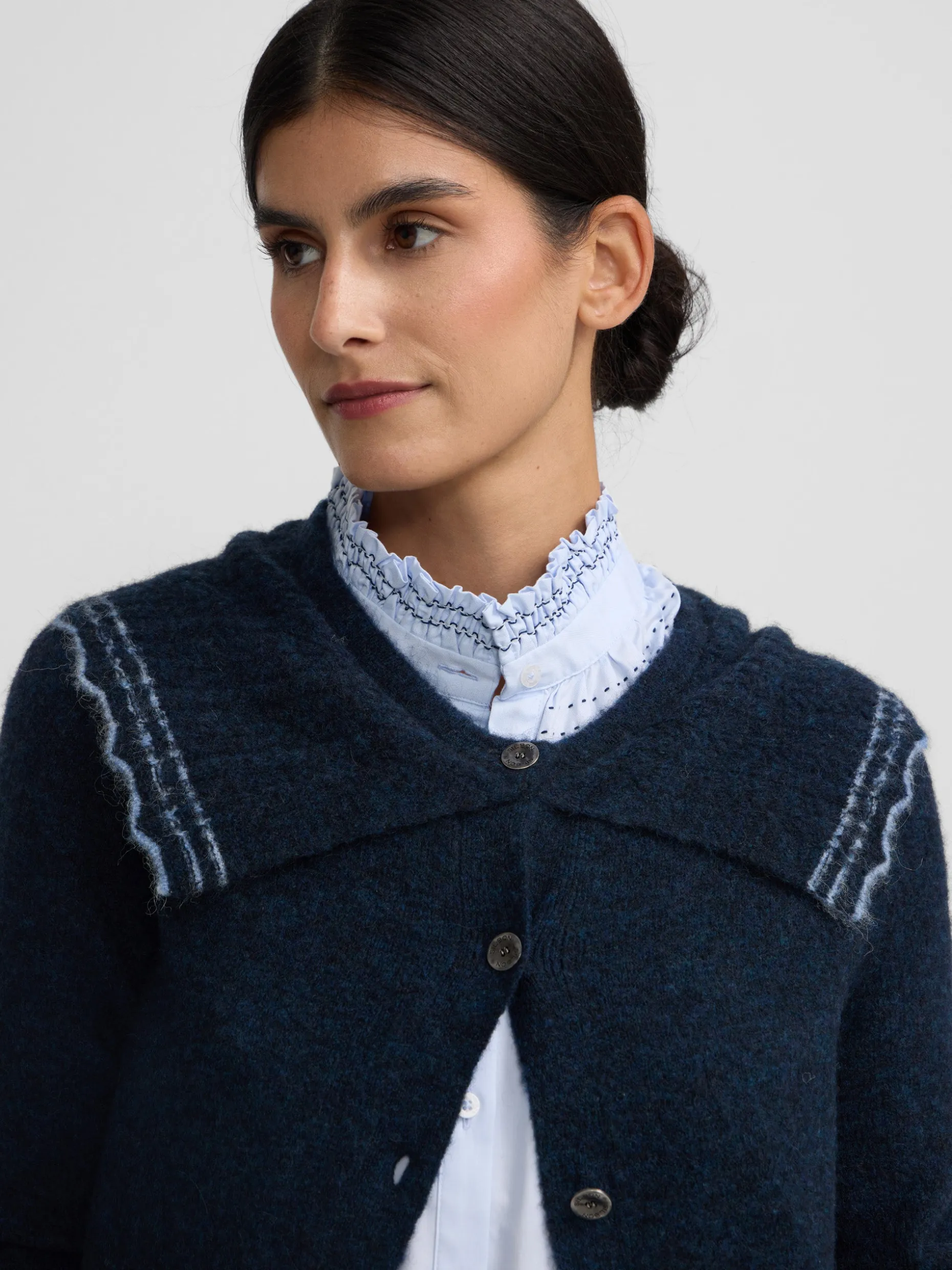 Cardigan cuello bobo contraste marino