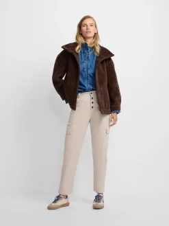 Chaqueta corta pelo marron