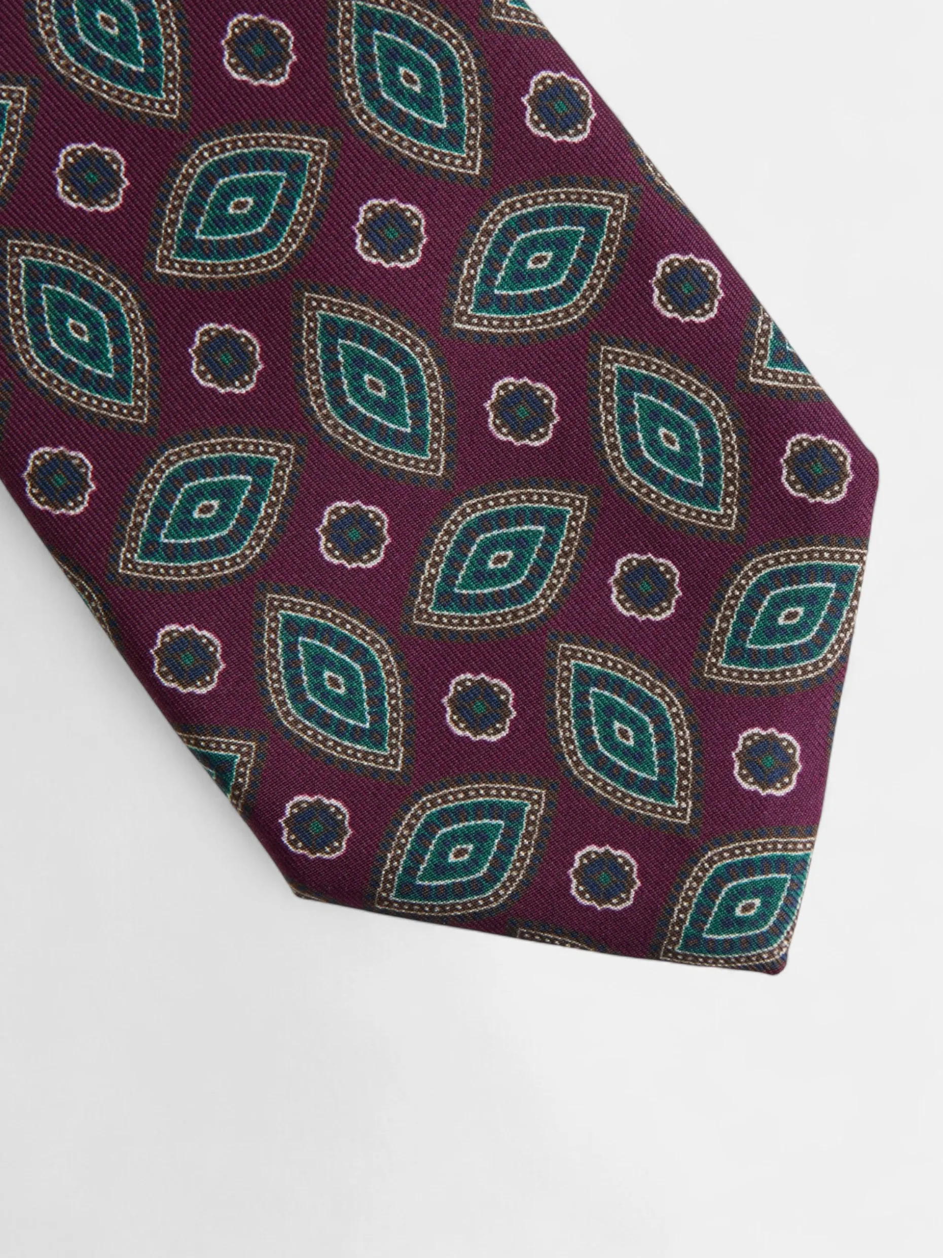 Corbata vintage motivo ovalado burdeos