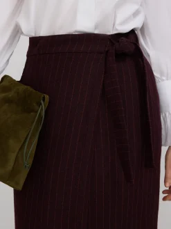 Falda larga raya diplomatica burdeos