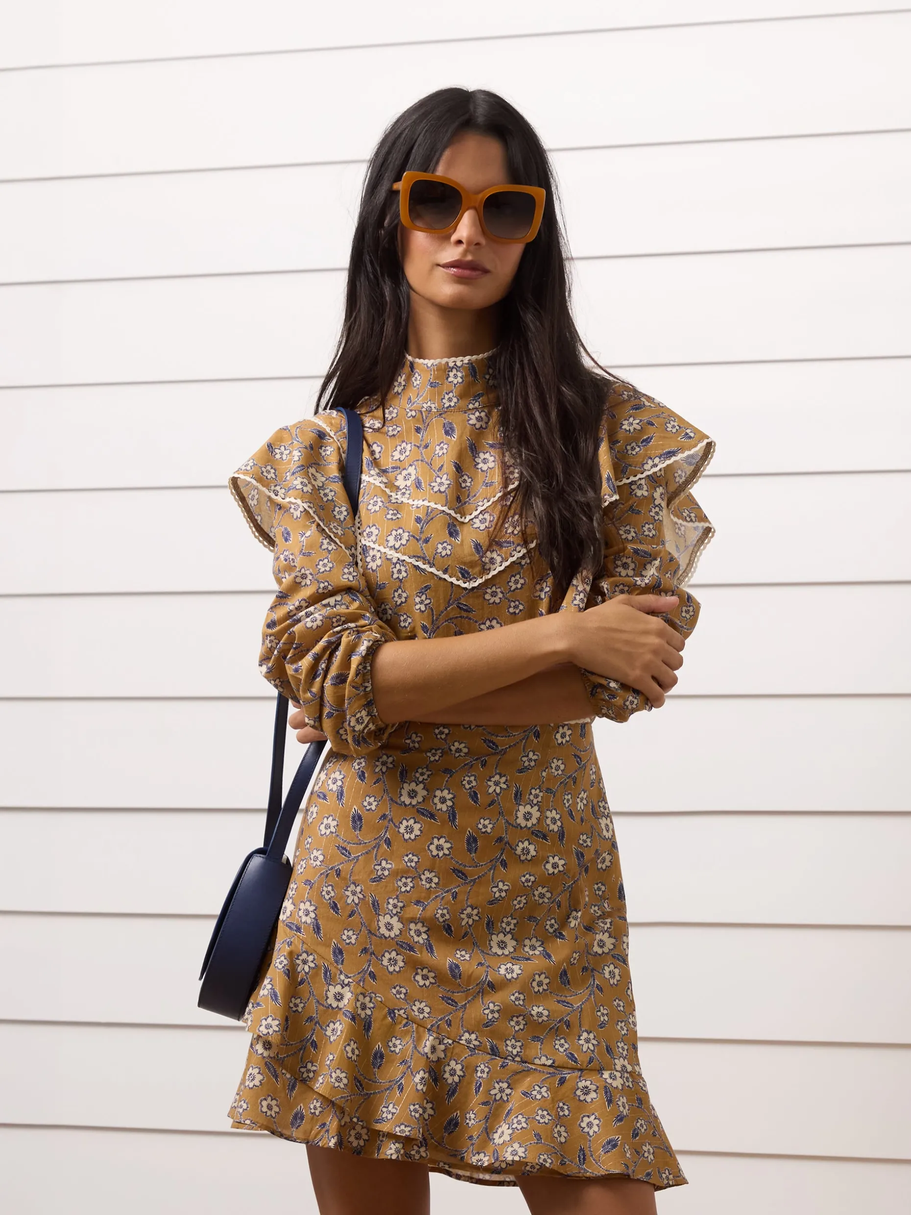 Falda mini estampado flores camel