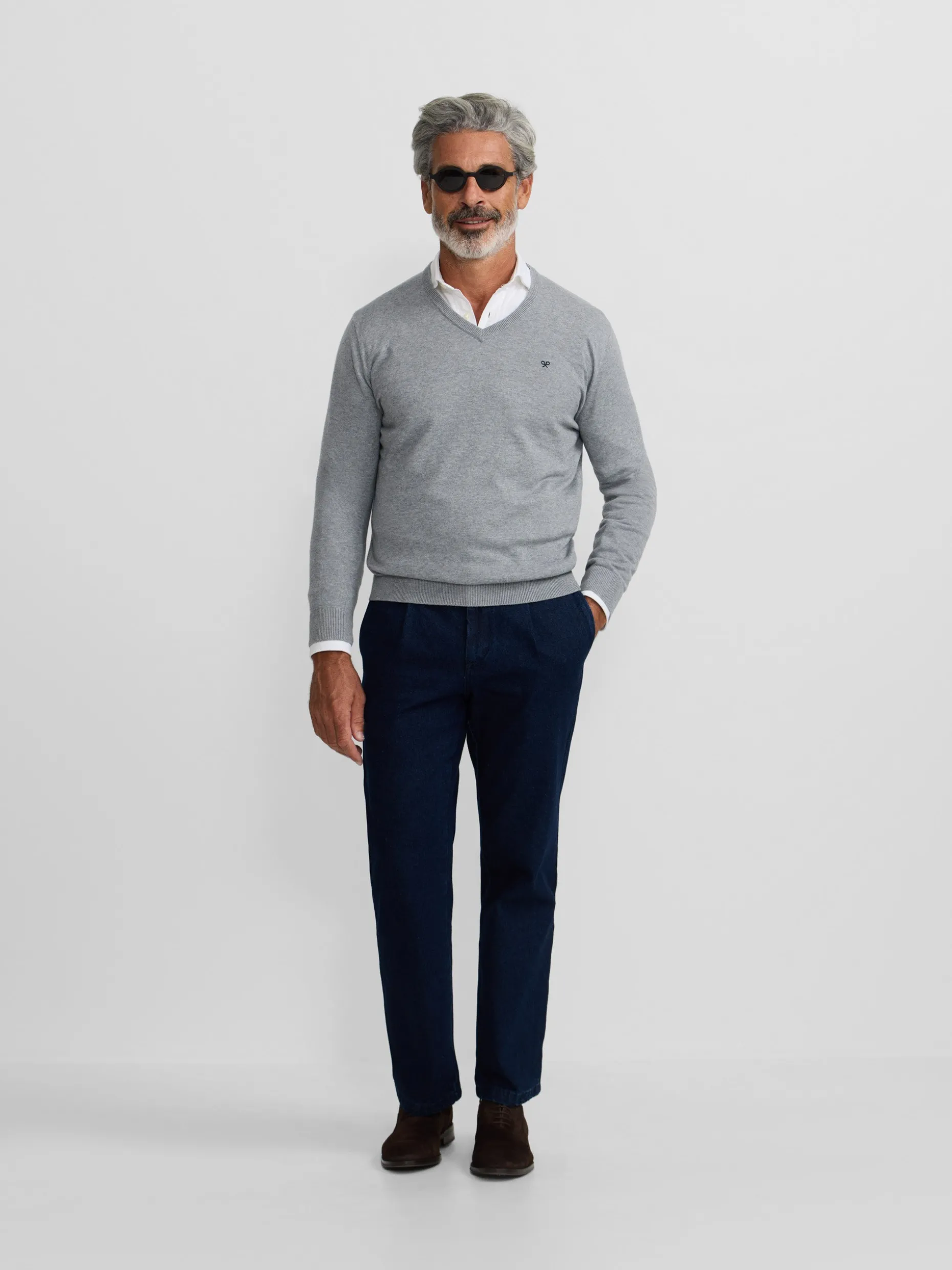 Jersey classic cuello pico gris