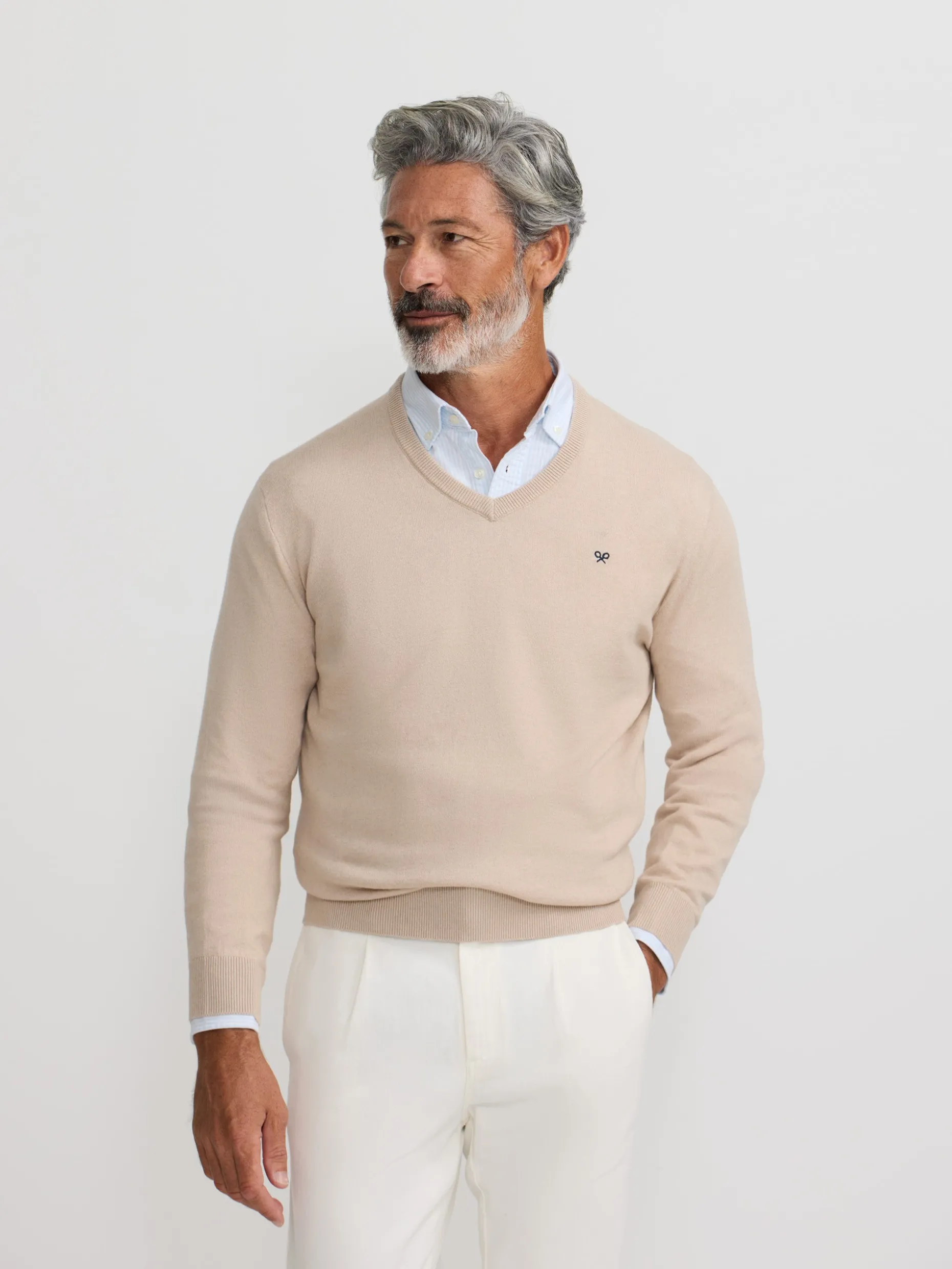 Jersey classic cuello pico beige
