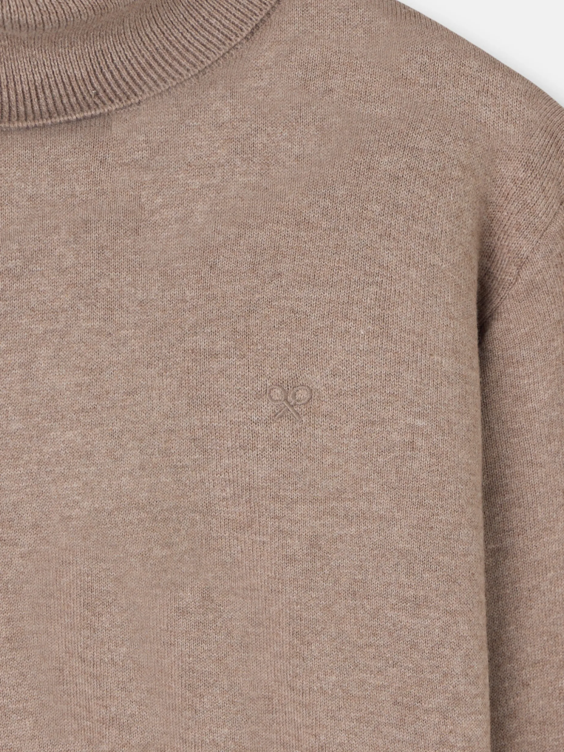 Jersey classic cuello vuelto marron claro