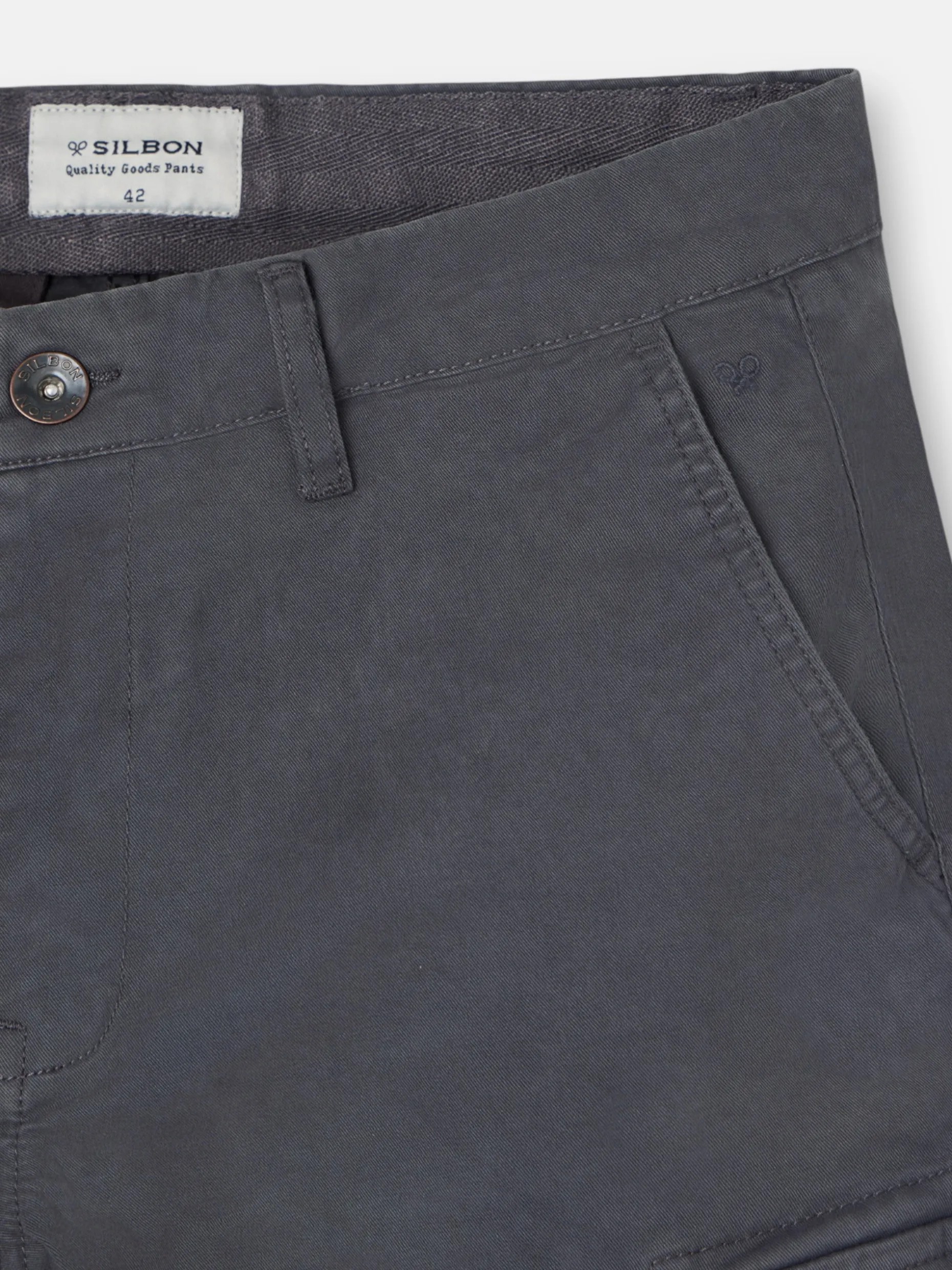 Pantalon cargo casual gris oscuro