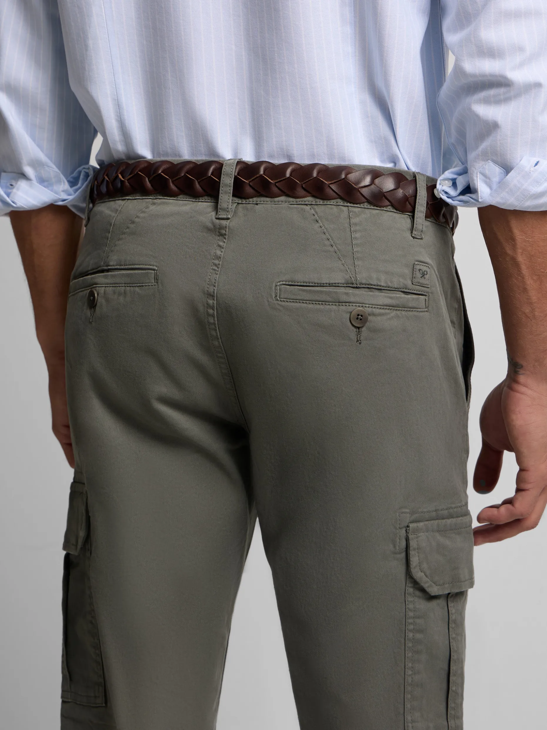 Pantalon cargo casual verde