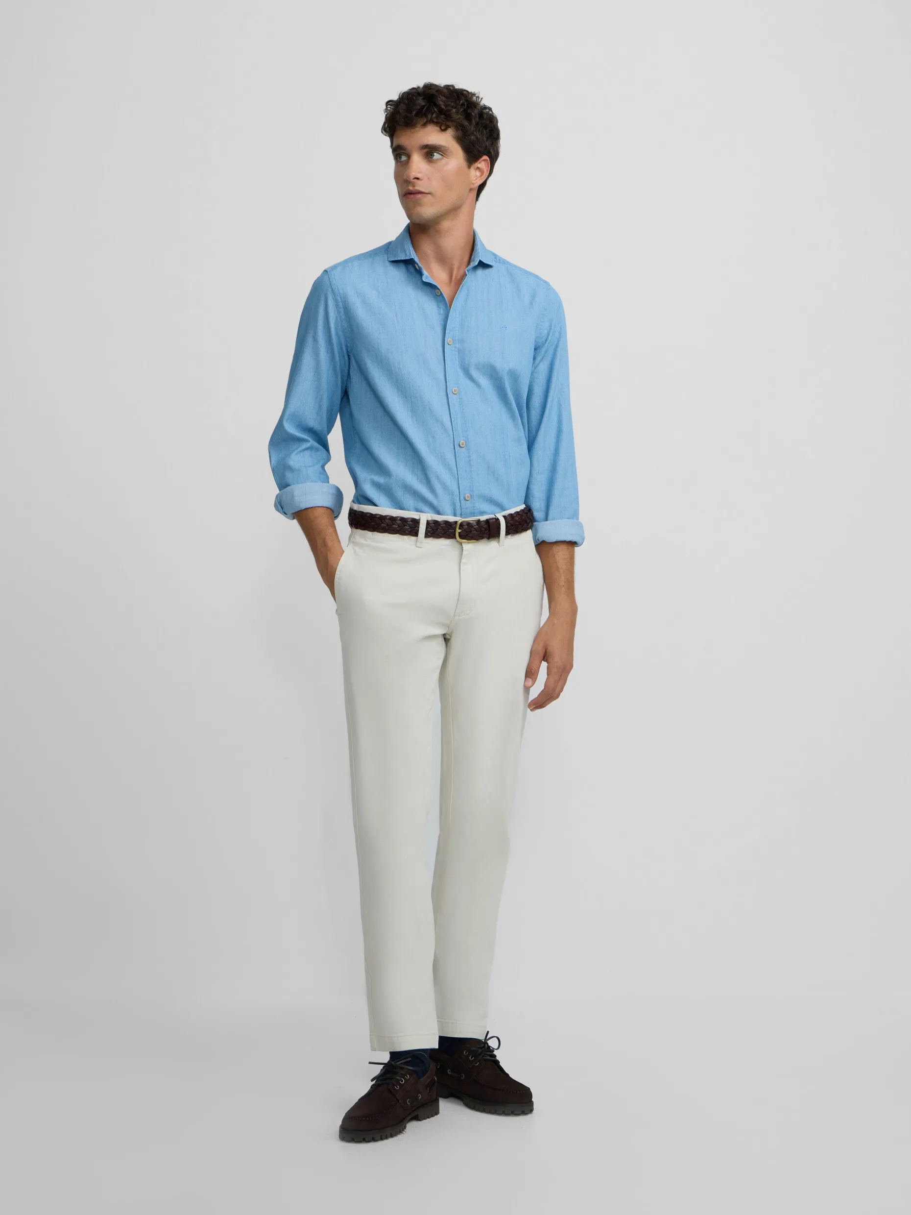 Pantalon chino casual piedra