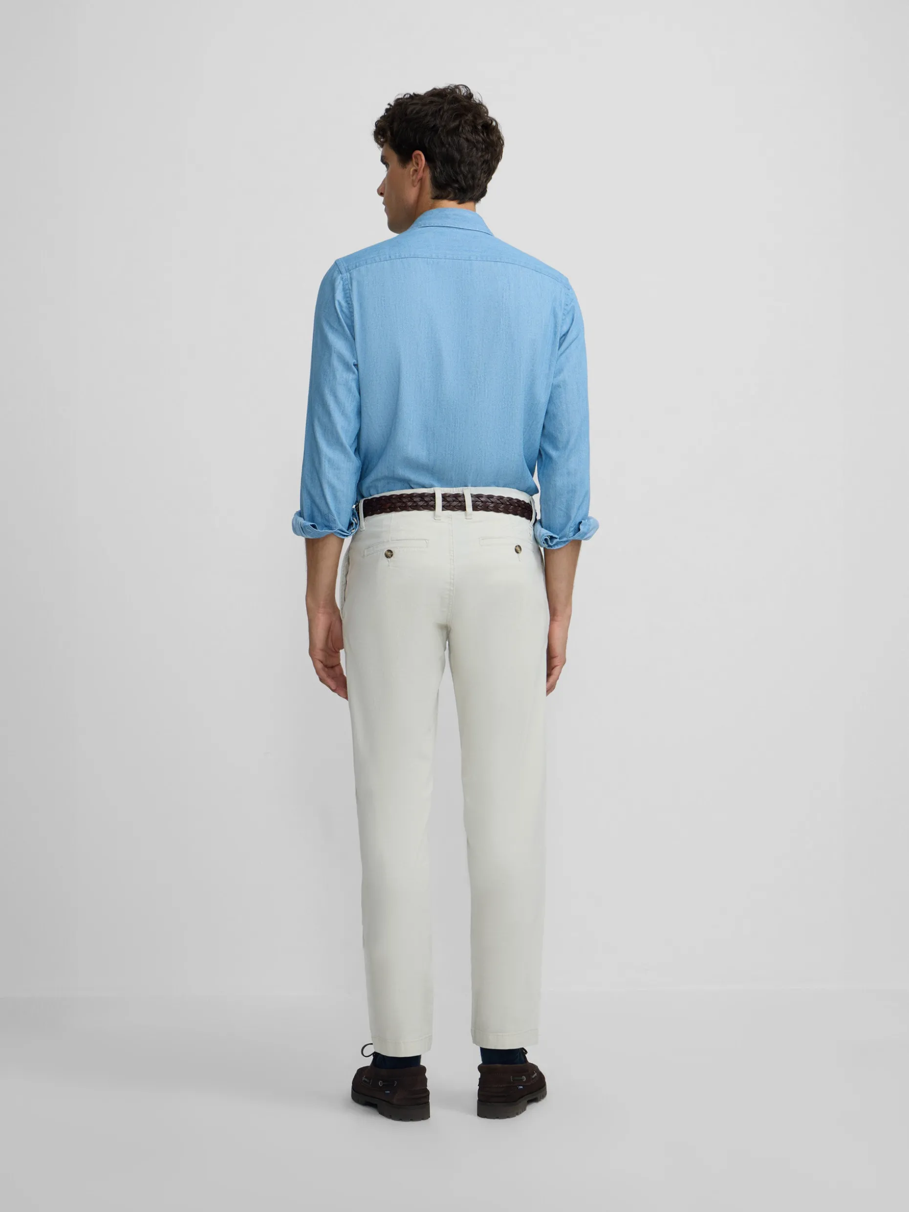 Pantalon chino casual piedra