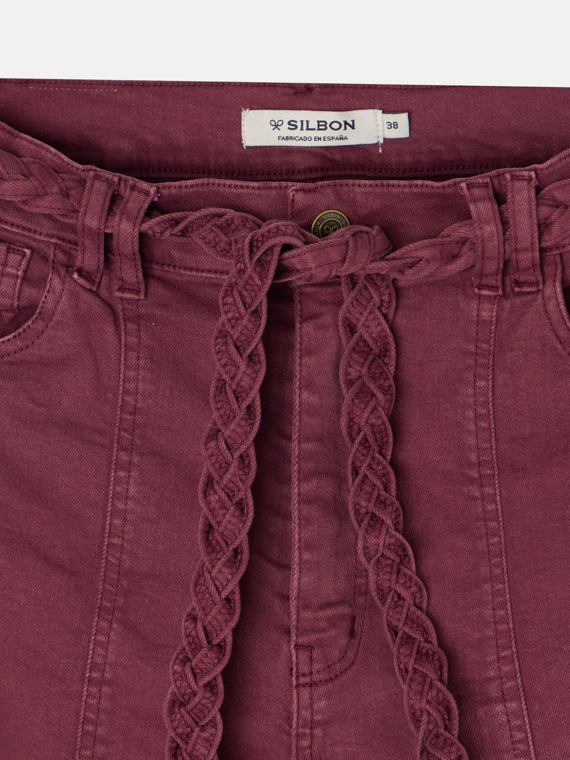 Pantalon denim cinturon trenza granate