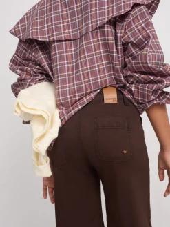 Pantalon girl bolsillos trenza marron