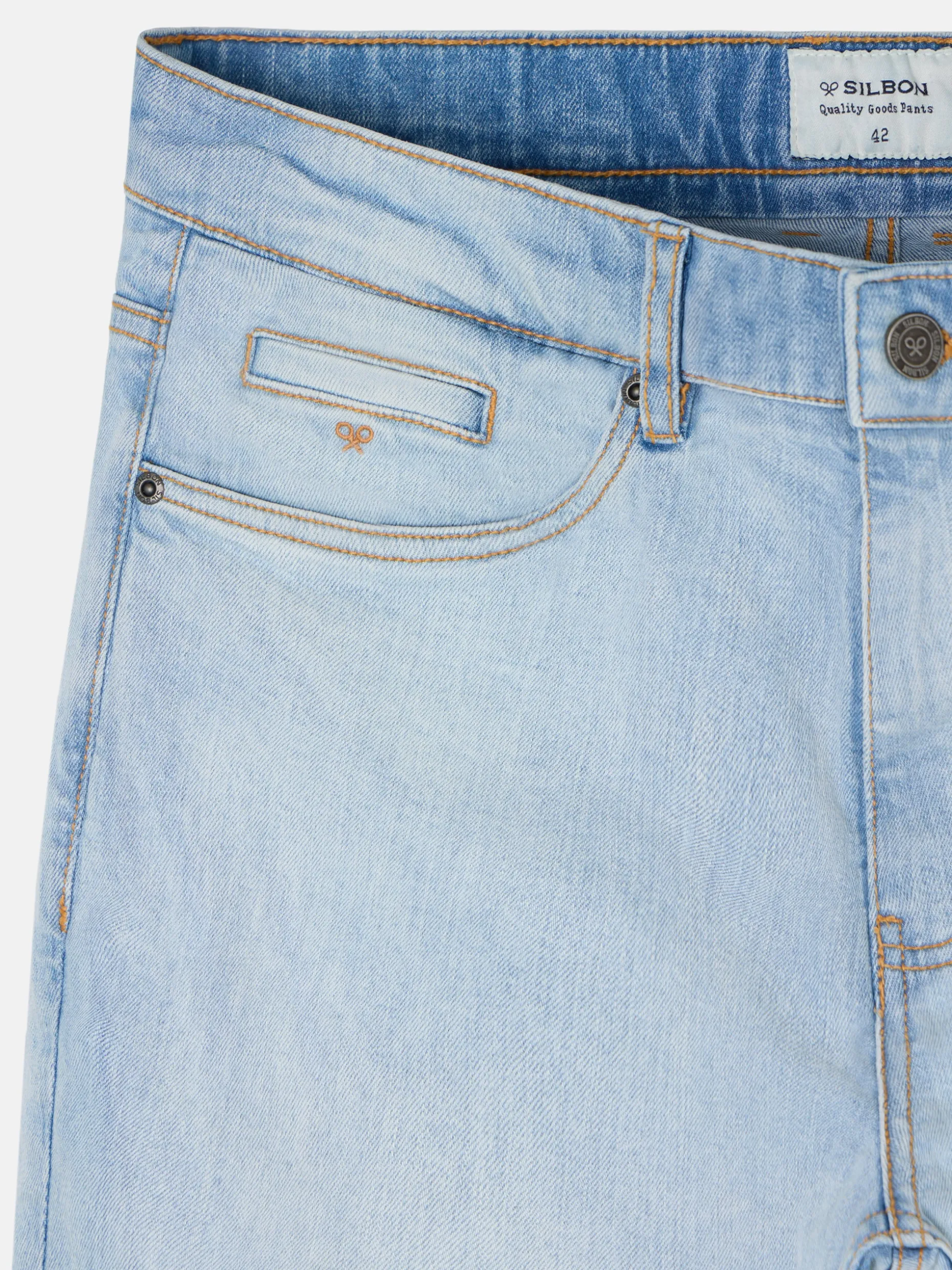 Pantalon sport denim azul claro