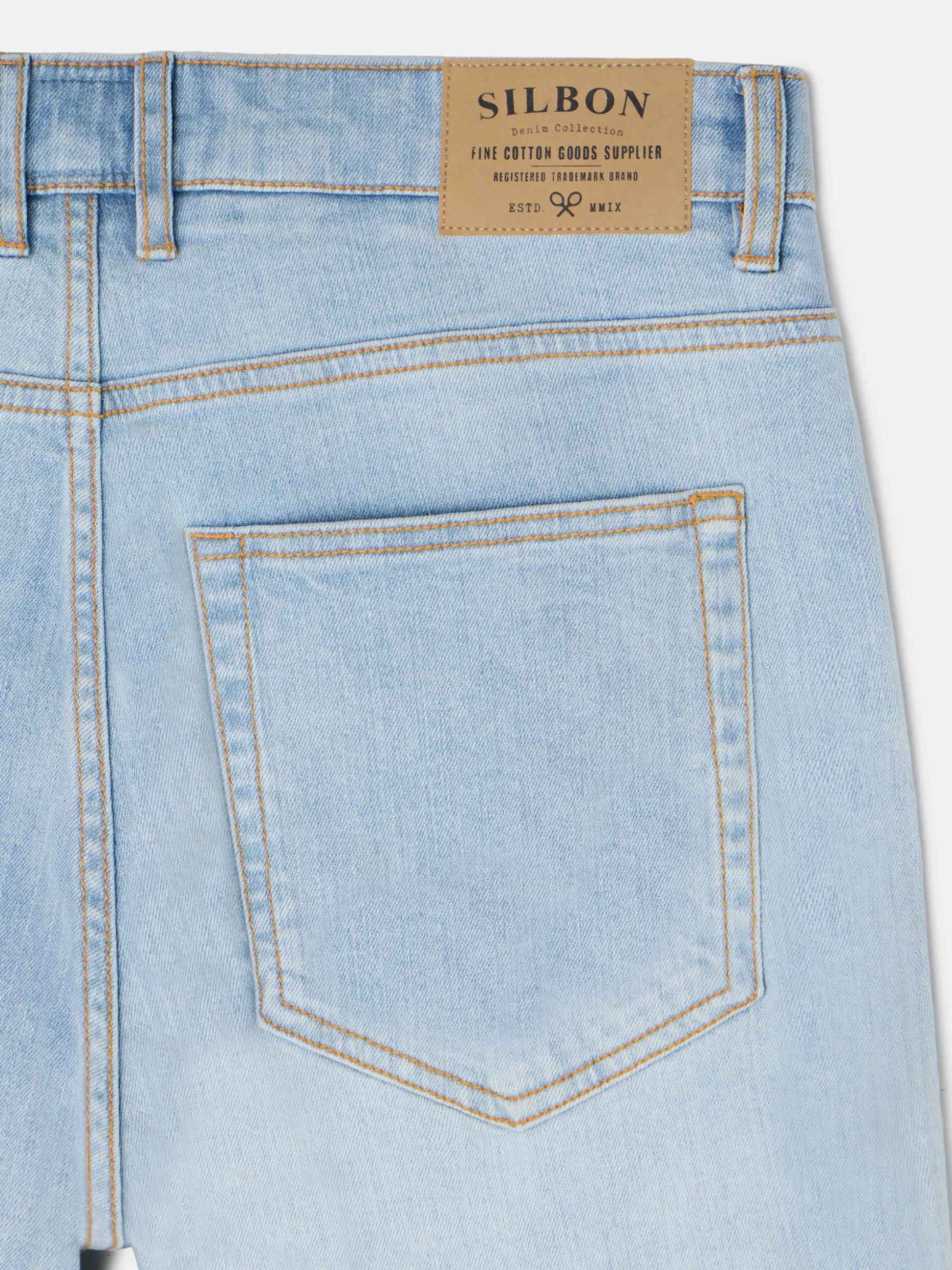 Pantalon sport denim azul claro