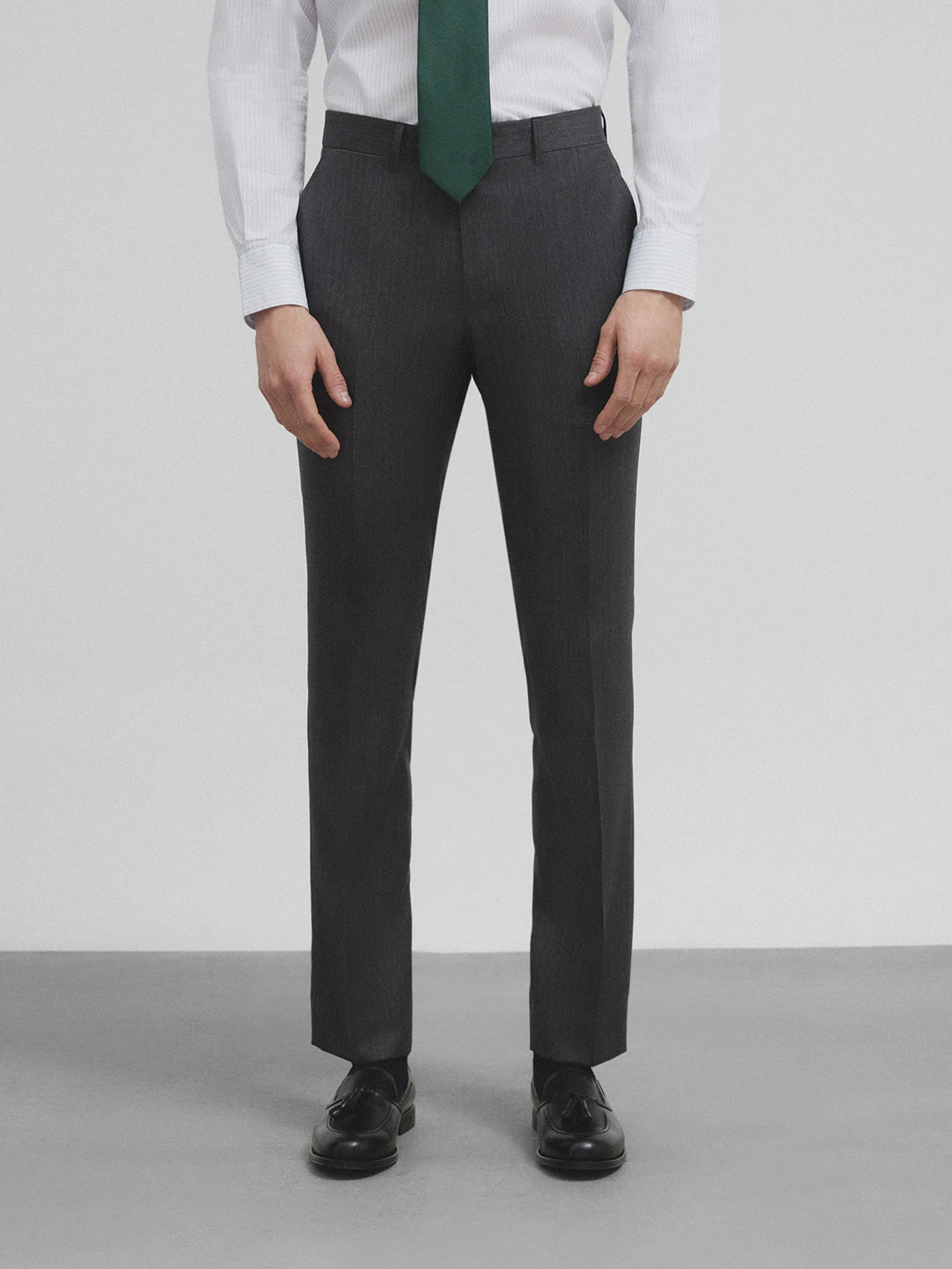 Pantalon traje cruzado stretch gris