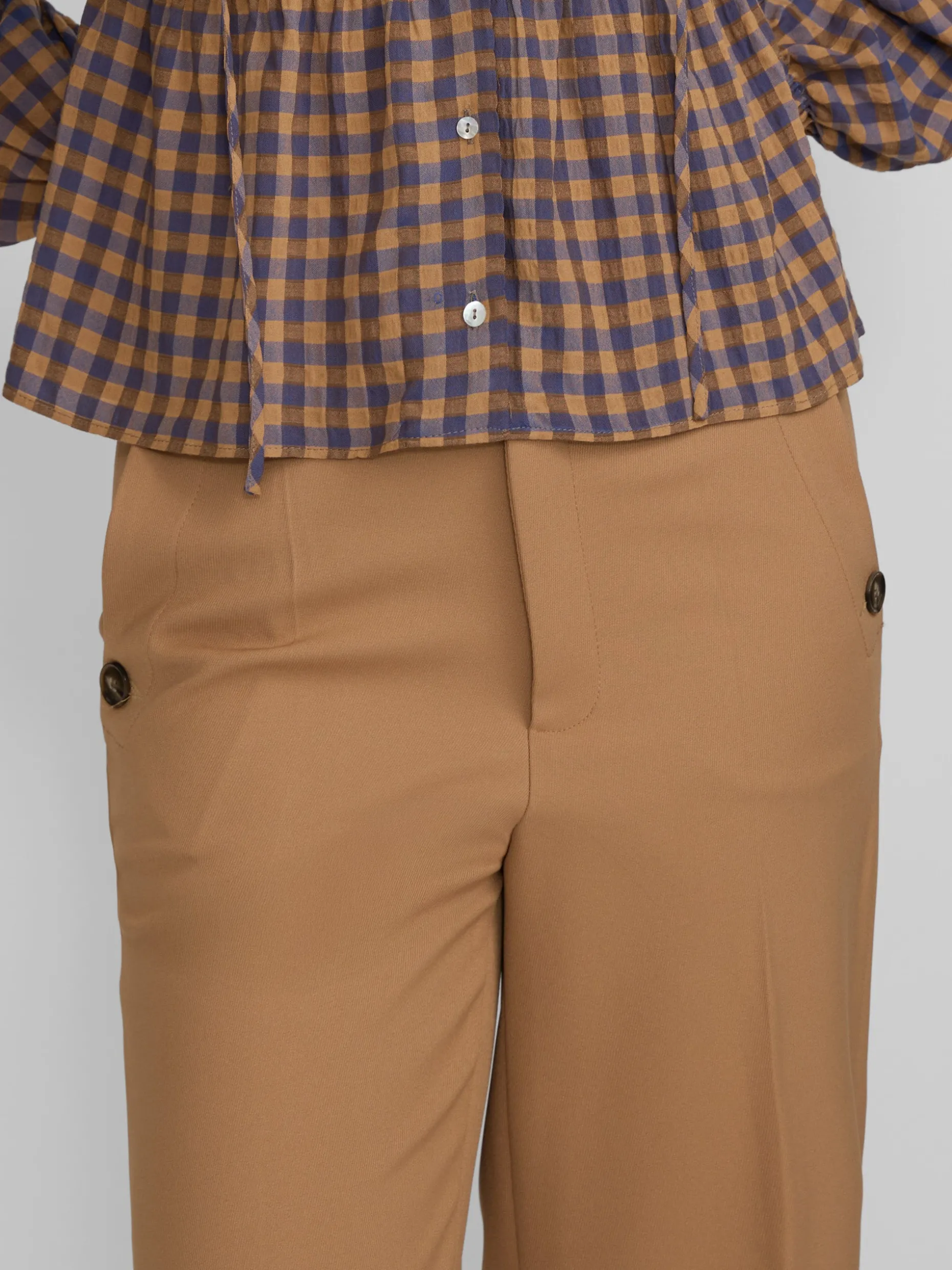 Pantalon vestir marinero camel
