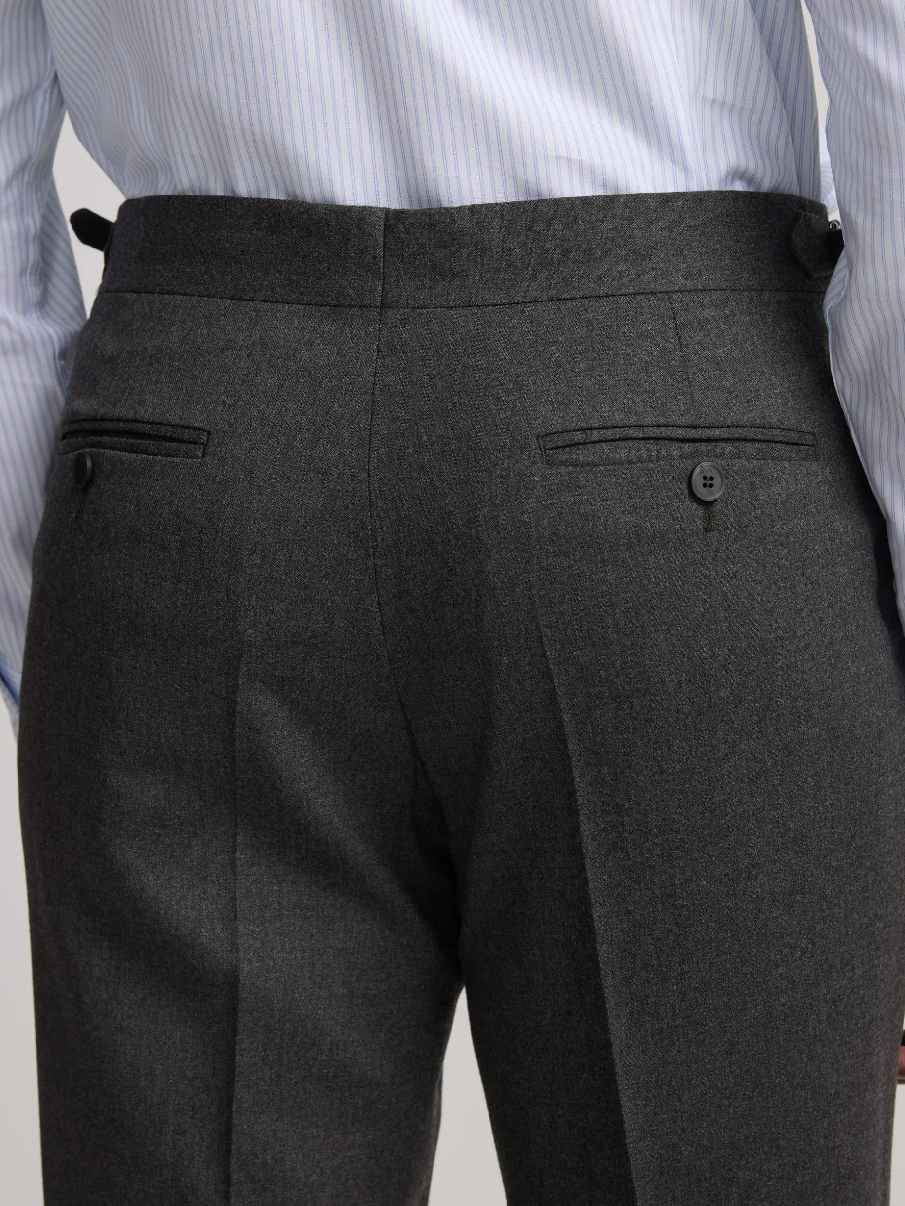 Pantalon vestir pinzas gris marengo