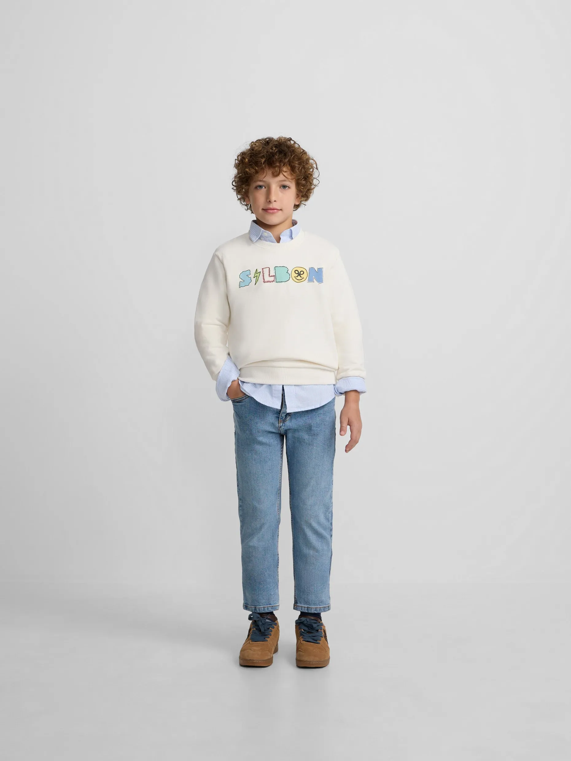 Sudadera kids letras silbon crema
