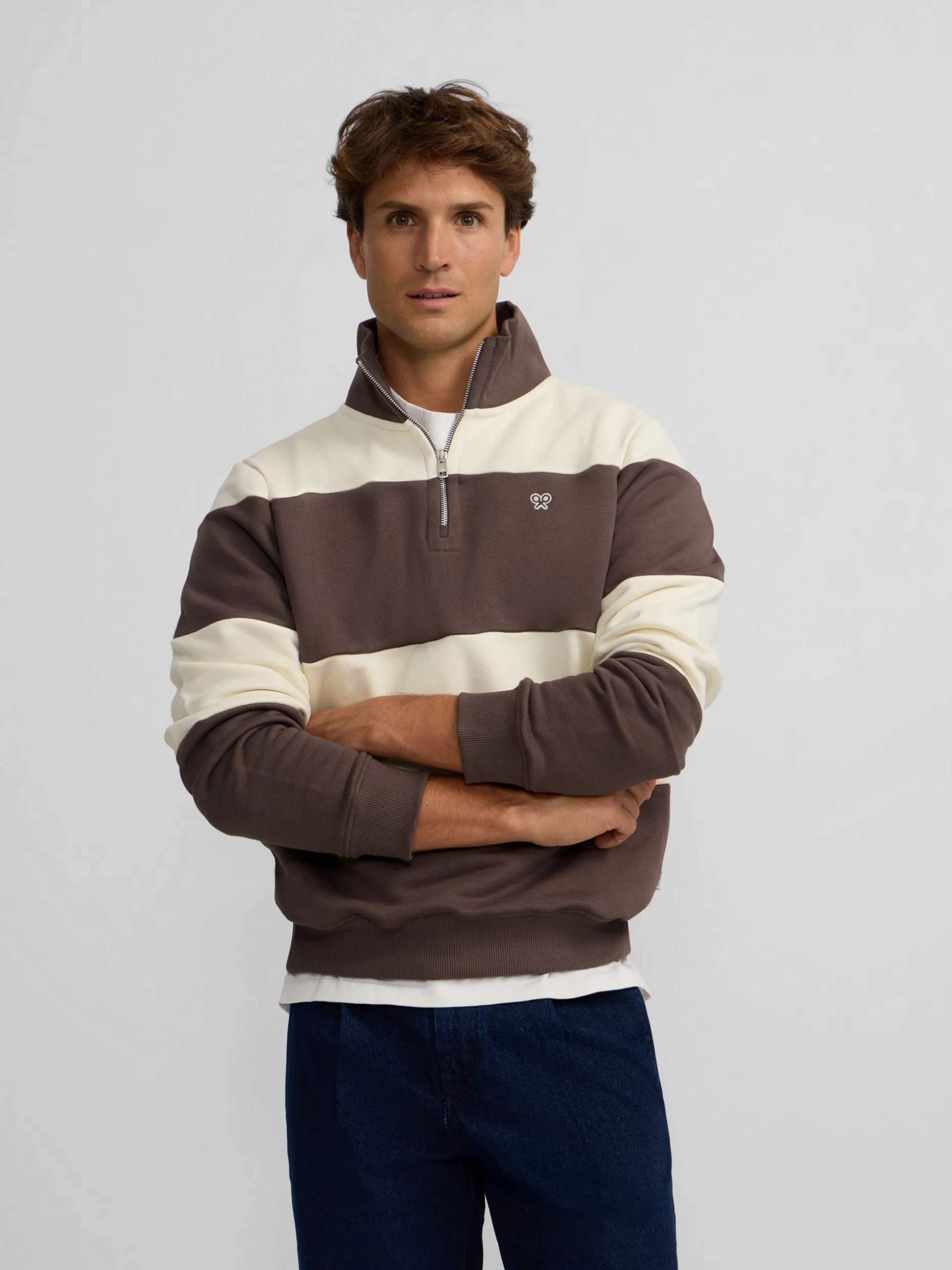 Sudadera media cremallera raya ancha marron