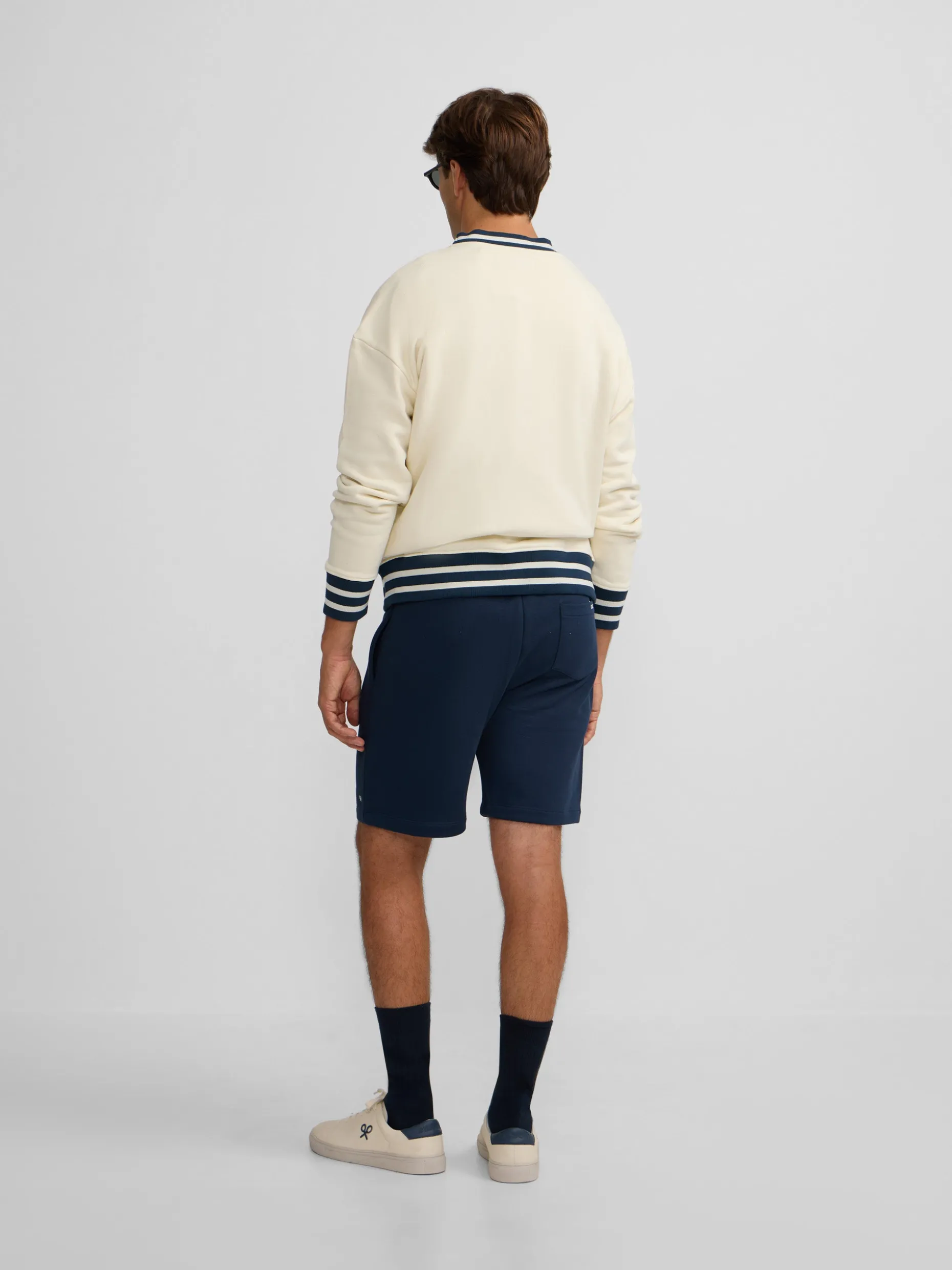 Sudadera relaxed fit ivy league crema