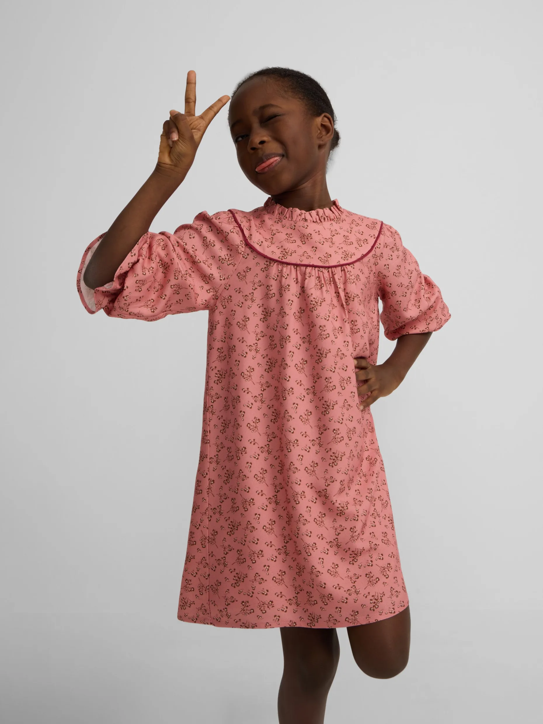 Vestido girl puño estampado flores rosa