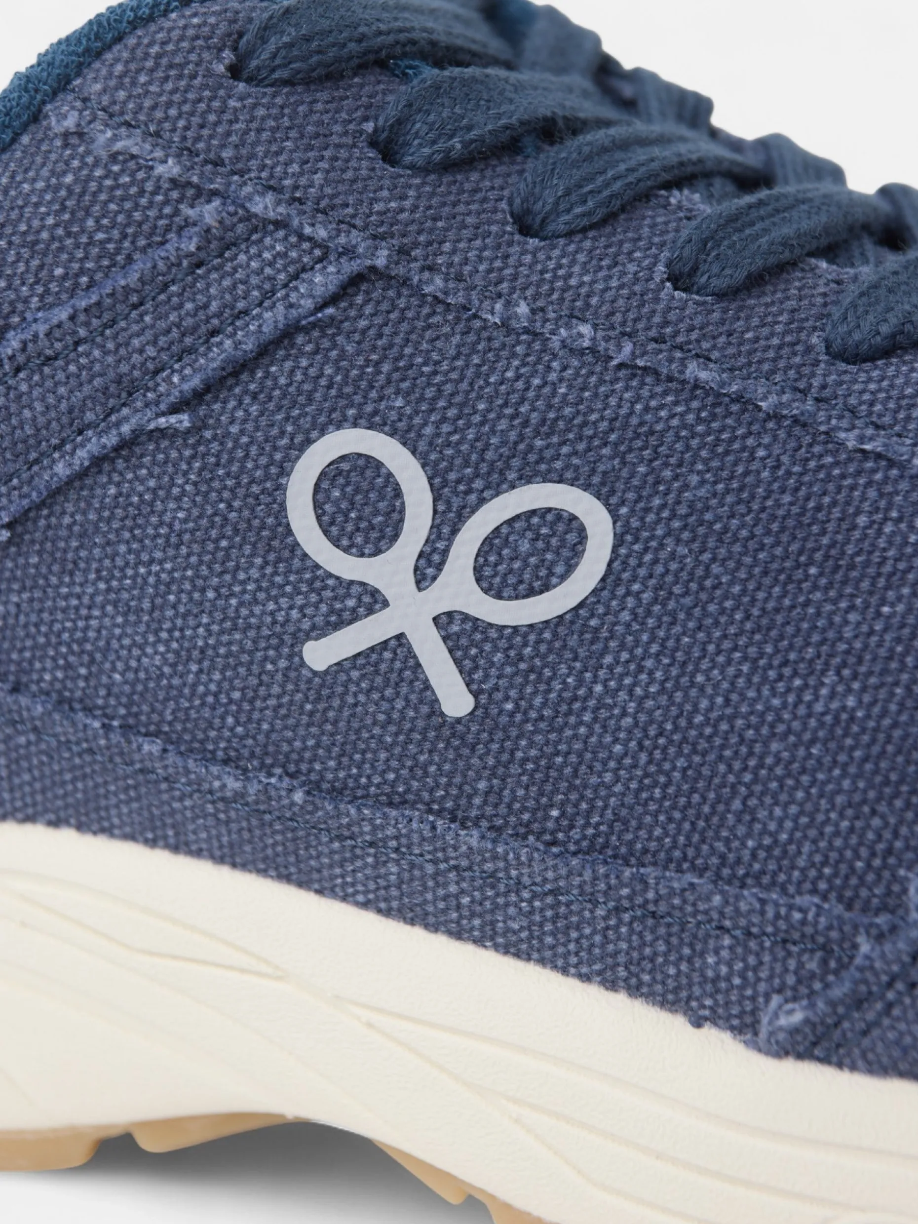 Zapatilla casual canvas azul