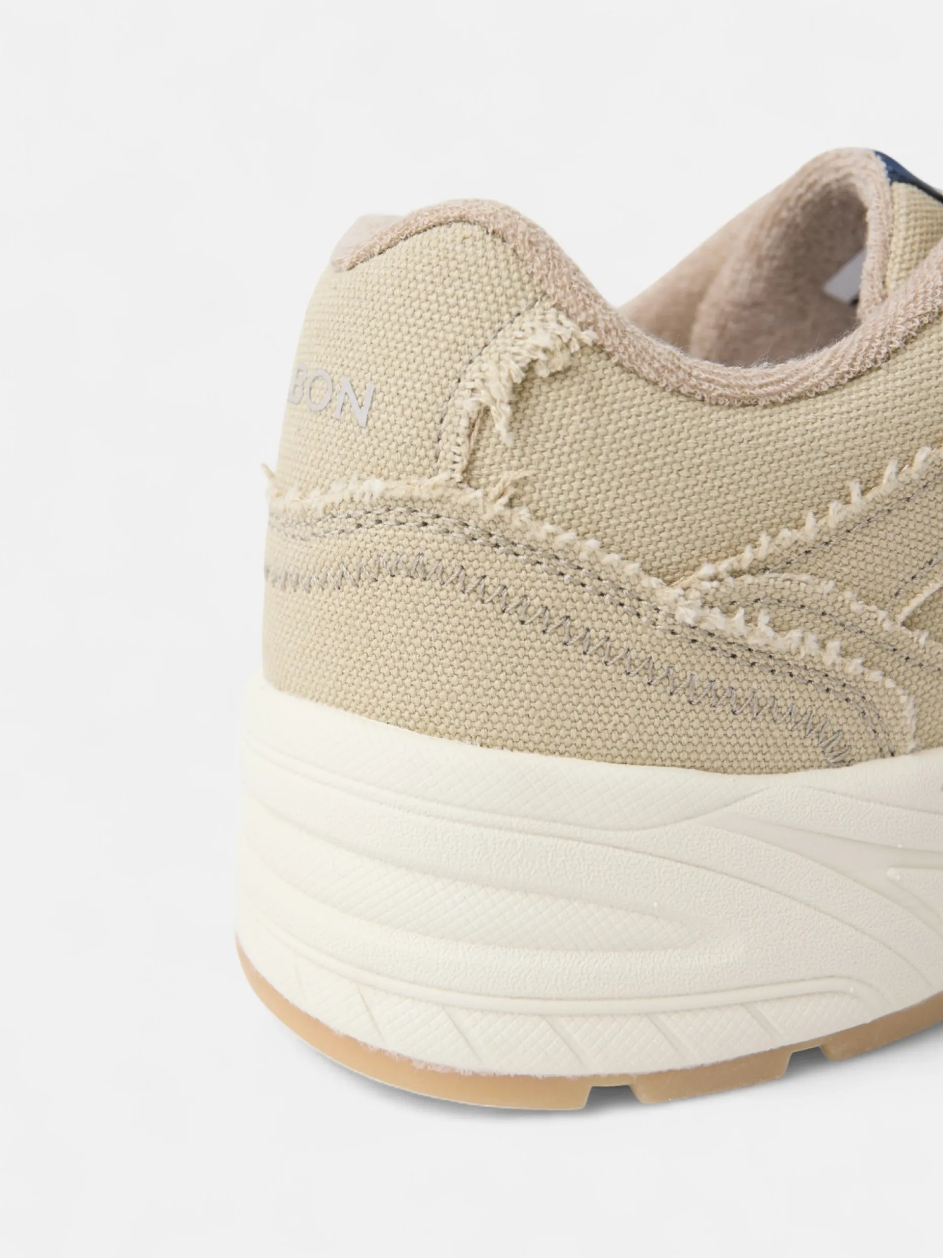 Zapatilla casual canvas beige
