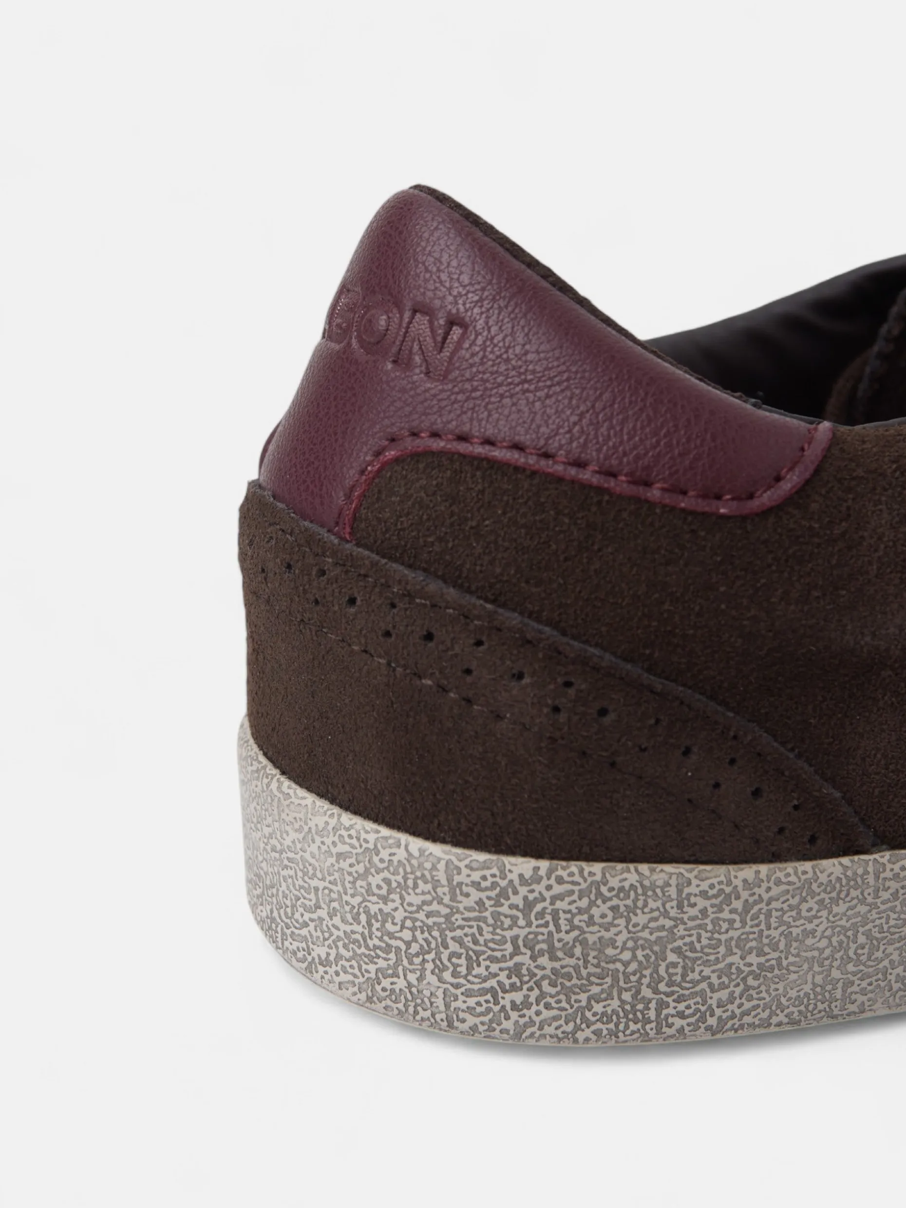 Zapatilla casual lisa marron