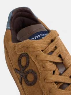 Zapatilla casual piel mostaza