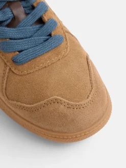 Zapatilla casual piel mostaza