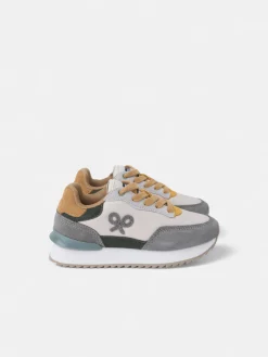 Zapatilla kids running multicolor gris