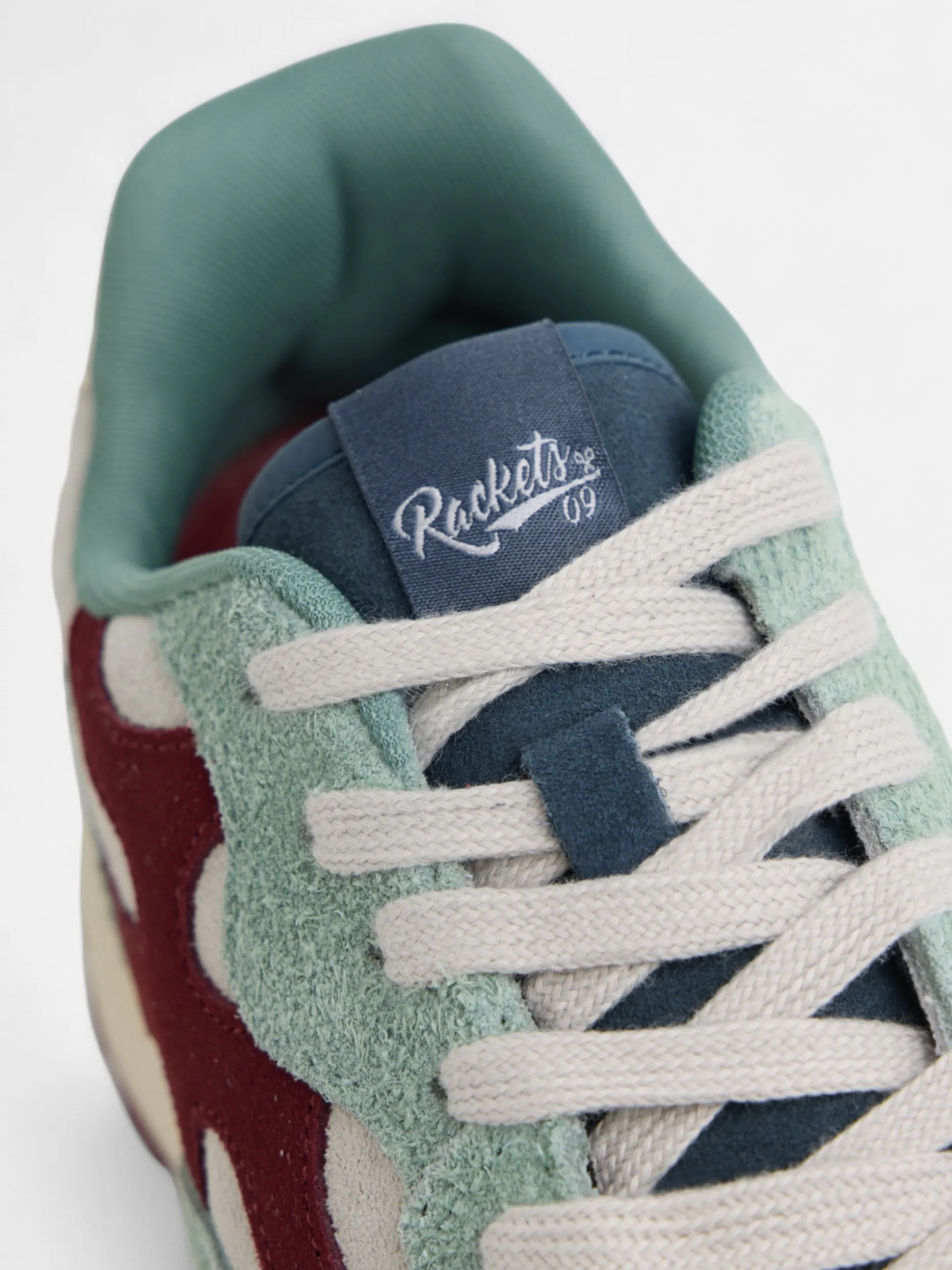 Zapatilla RACKETS09 verde burdeos