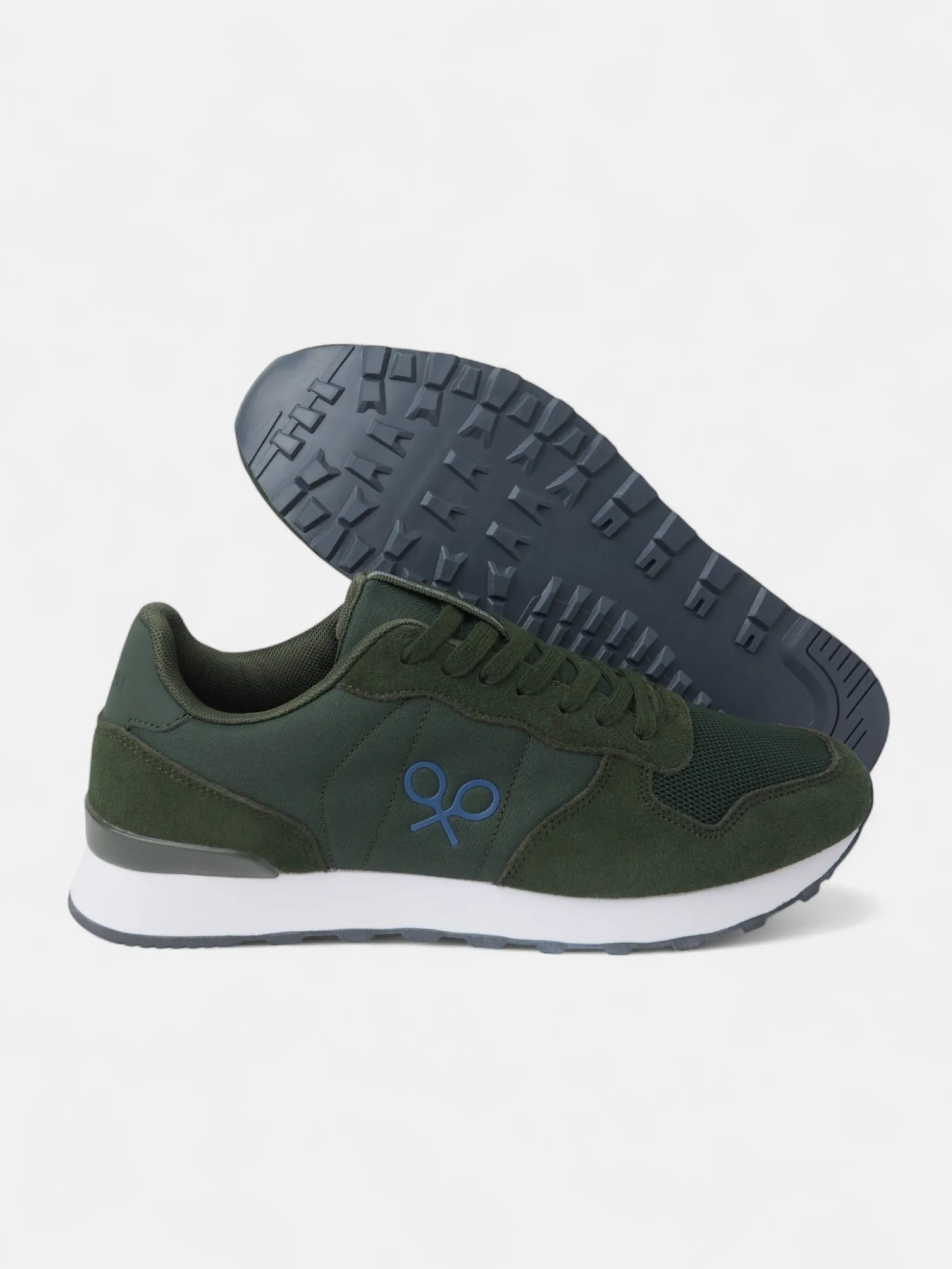 Zapatilla running clasica verde