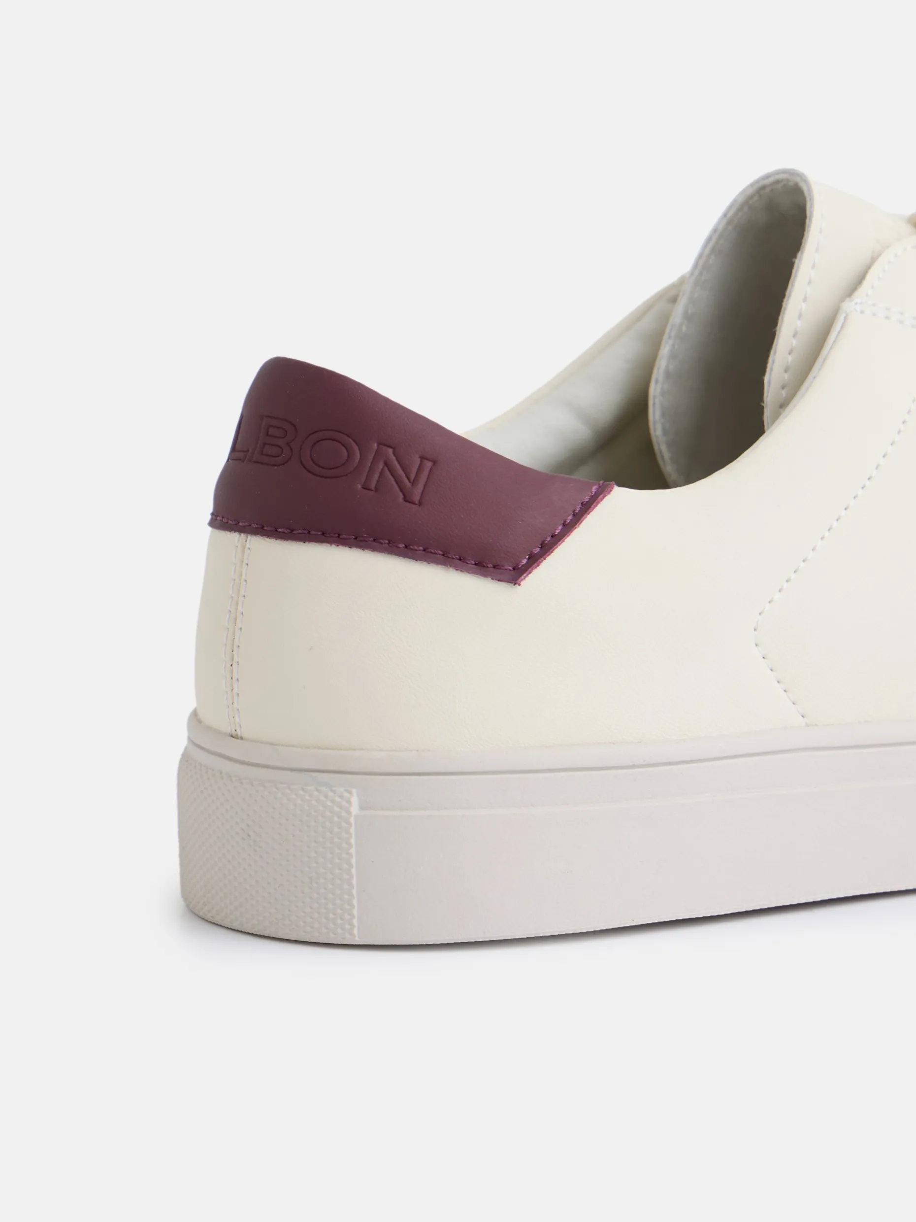 Zapatilla silbon clasica blanca burdeos