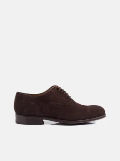 Zapato clasico ante perforado marron