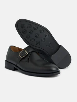 Zapato hebilla piel negro
