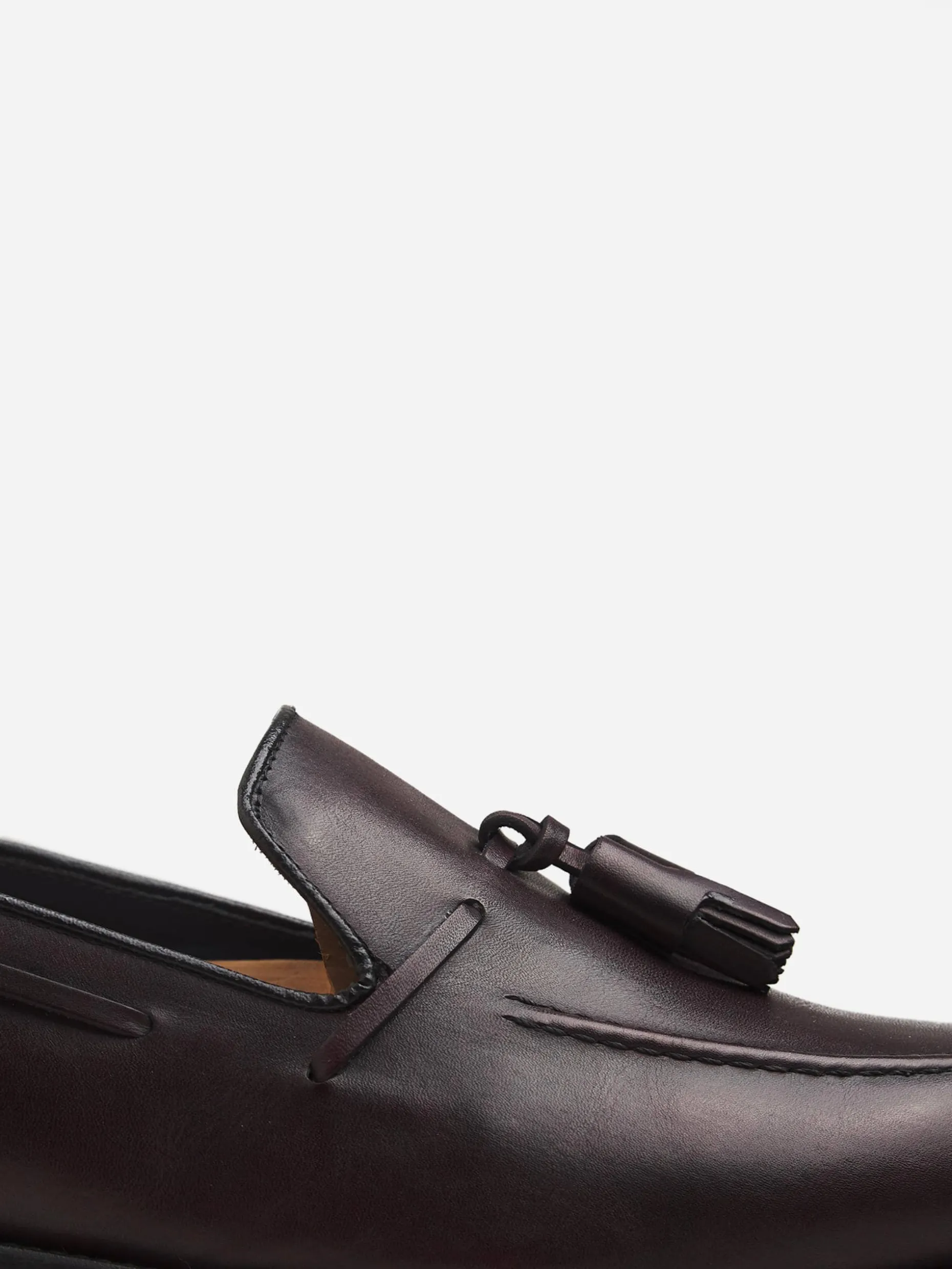 Zapato vestir borlas burdeos mate
