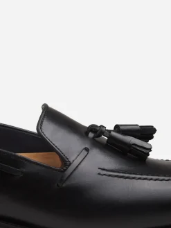Zapato vestir borlas negro mate